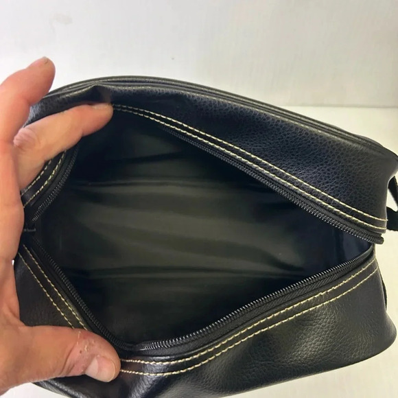 ♠️”Steve Madden” NWT Men’s Travel/Shaving Kit Black w/ Zip Closure & Pocket - Picture 11 of 13